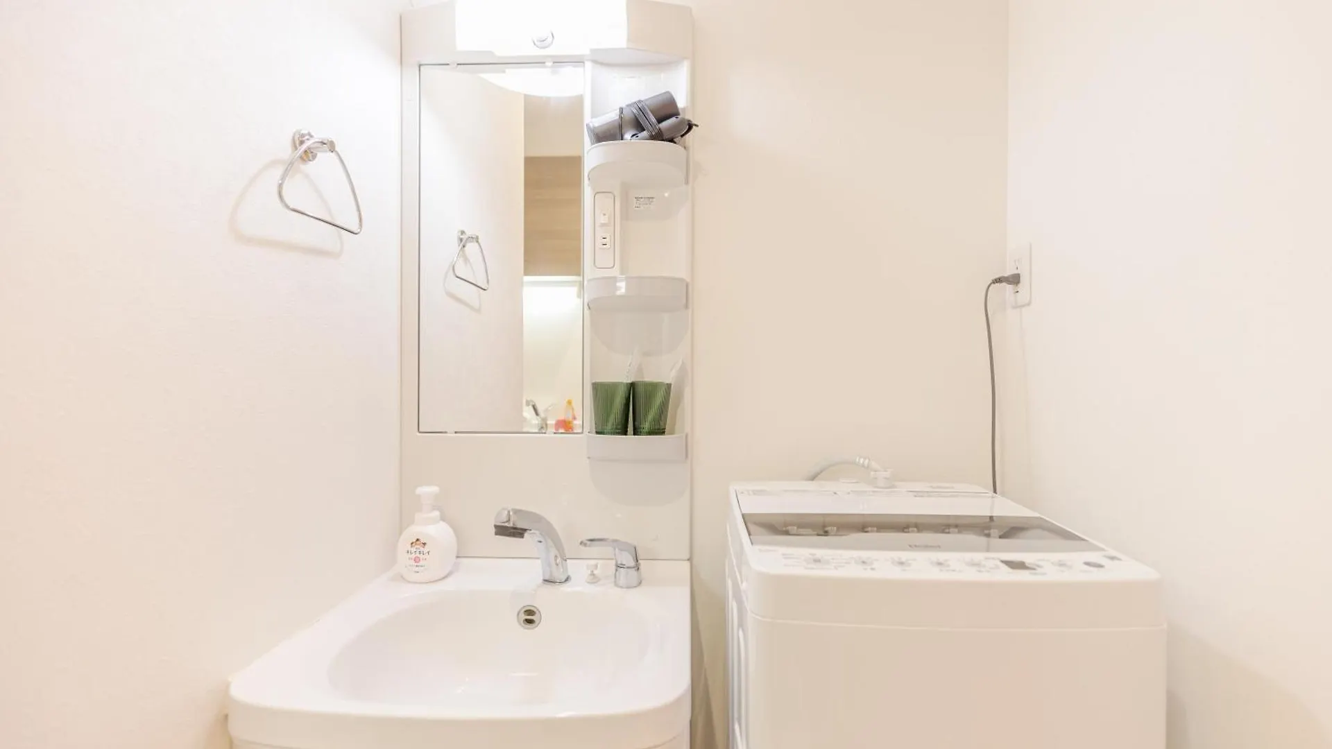 Homestay Shinjuku Ochiai Soluna White House Tokyo